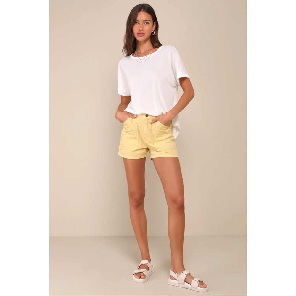 NWT! Lulu’s Easily Enjoyed Ivory Crew Neck Tee - Size XL